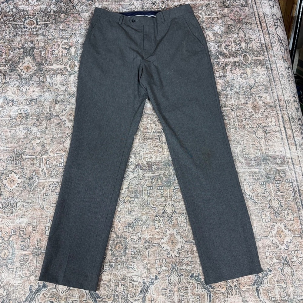Tommy Hilfiger Classic Fit Dress Slacks Pants Mens 34x32 Dark Gray